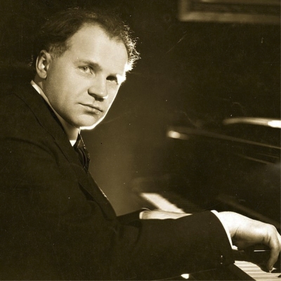 Nghệ sĩ piano